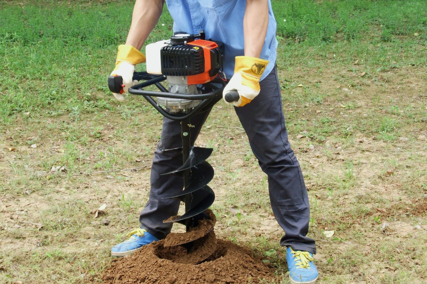 Earth augers